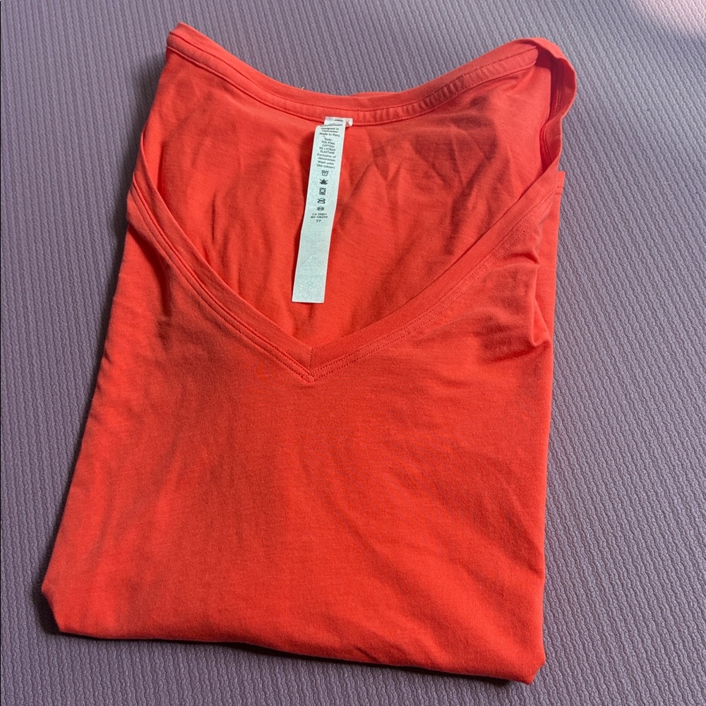 lululemon athletica V-Neck Short Sleeve Top - Pale Raspberry - Picture 6 of 7